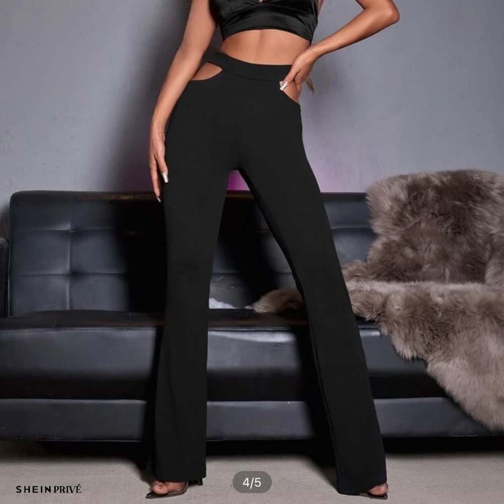 NWT black flare cutout leggings